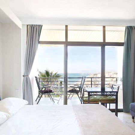 Sea Front Studio With Spacious Balcony Santa Clara ตอร์เรโมลิโนส ภายนอก รูปภาพ