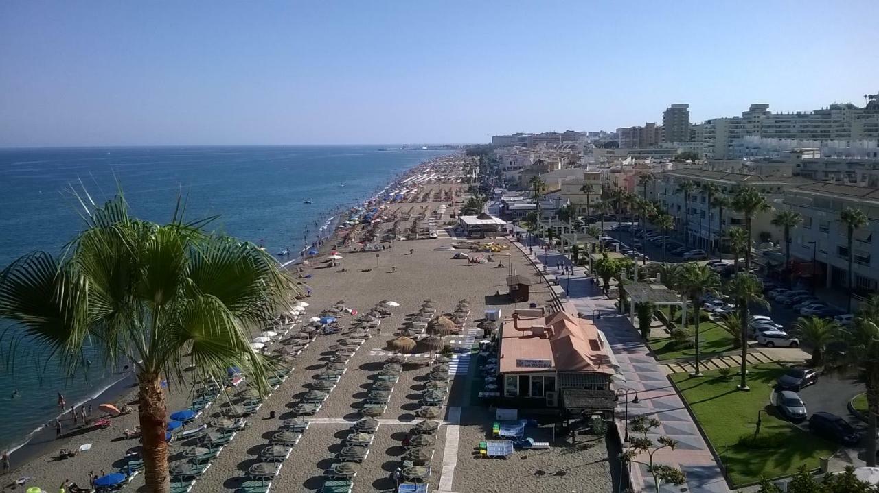 Sea Front Studio With Spacious Balcony Santa Clara ตอร์เรโมลิโนส ภายนอก รูปภาพ