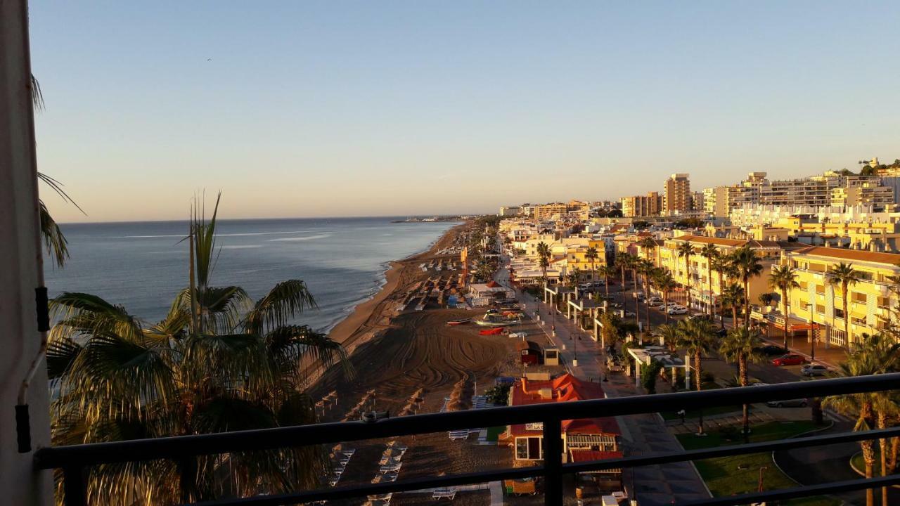 Sea Front Studio With Spacious Balcony Santa Clara ตอร์เรโมลิโนส ภายนอก รูปภาพ
