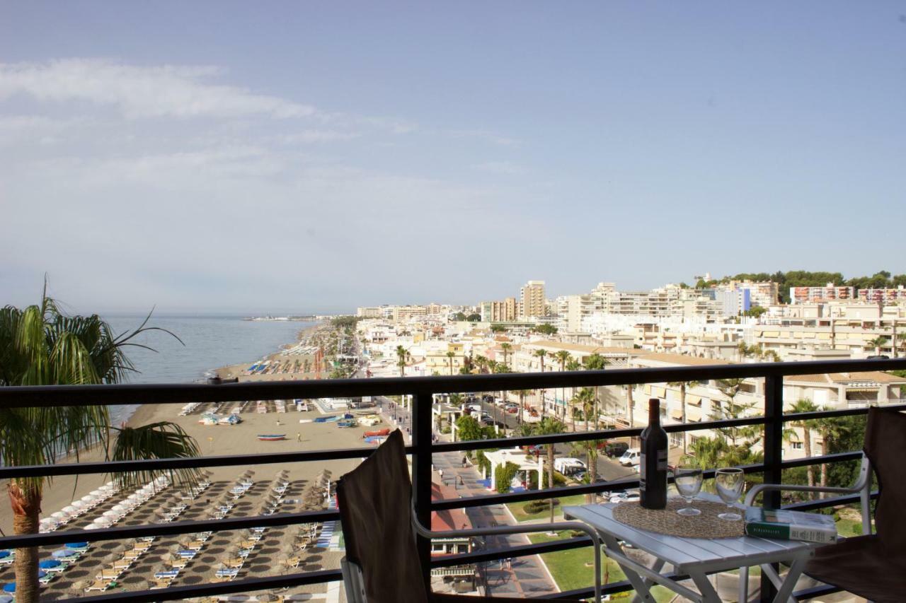 Sea Front Studio With Spacious Balcony Santa Clara ตอร์เรโมลิโนส ภายนอก รูปภาพ