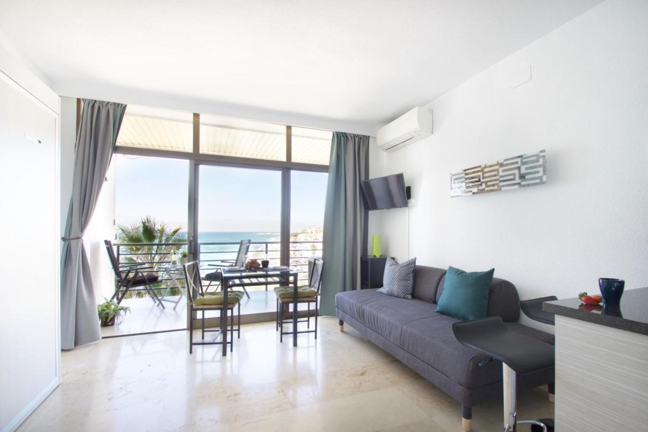 Sea Front Studio With Spacious Balcony Santa Clara ตอร์เรโมลิโนส ภายนอก รูปภาพ